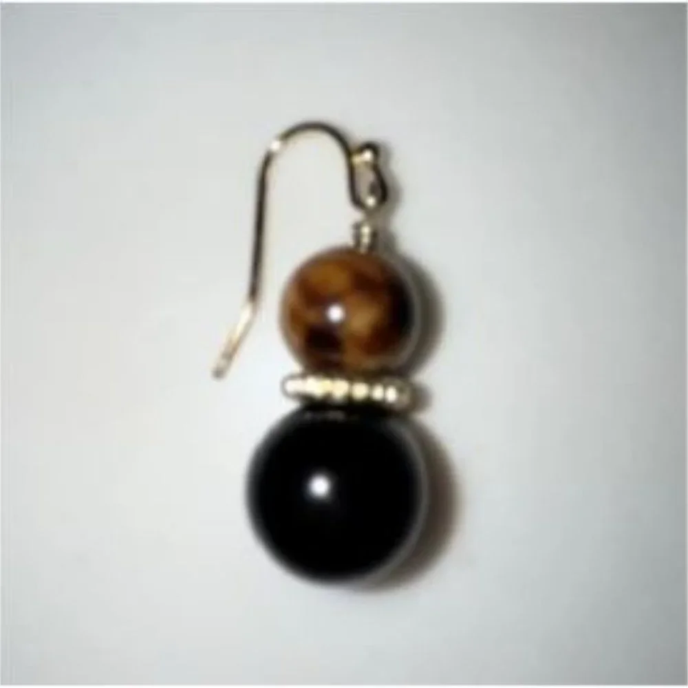 One Earring - Picture 1 of 1